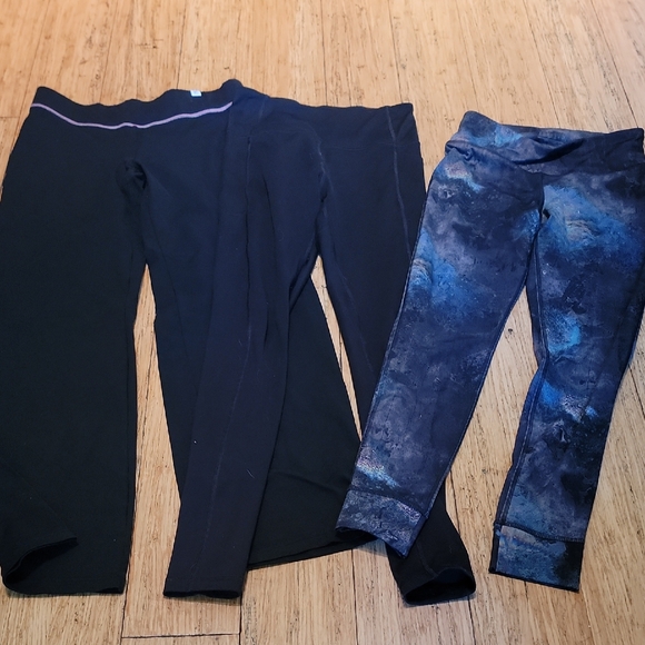Stylish Leggings - Picture 1 of 10